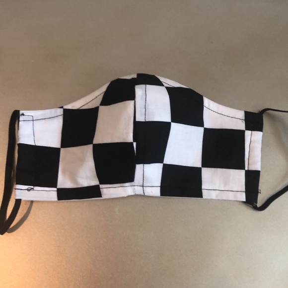 Face mask - Picture 1 of 1